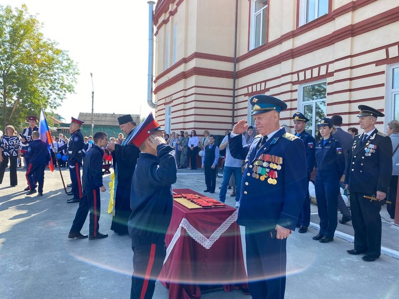 22 сентября в нашей школе состоялась церемония посвящения в кадеты.